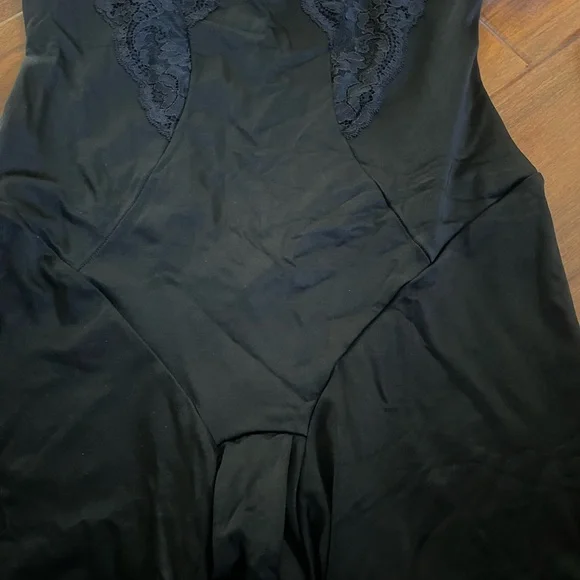 Maidenform Shapewear 2XL - Picture 4 of 9